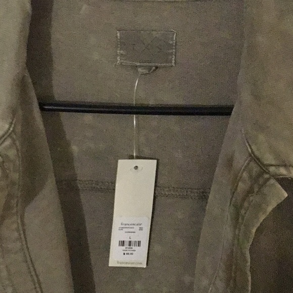 Soft Cropped Jacket - Picture 2 of 4